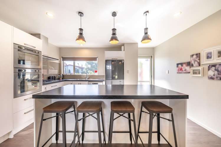 10 Seymour Grove Kingsley Heights_1