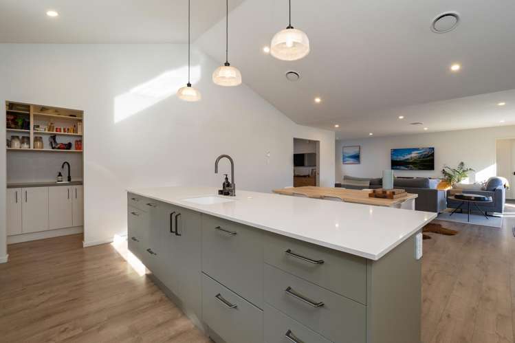 9 Redhaven Rise Netherby_15