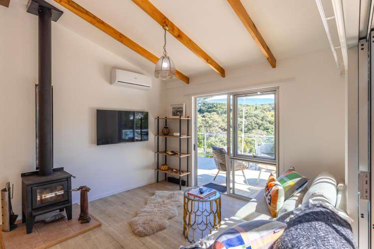 24 Te Toki Road Ostend_11