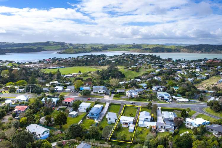 17 Main Road Raglan_30