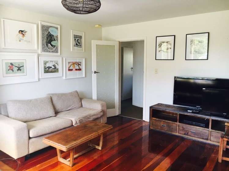 82 Taikata Road Te Atatu Peninsula_0