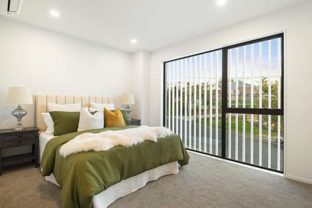 2/18 Handley Avenue Devonport_1