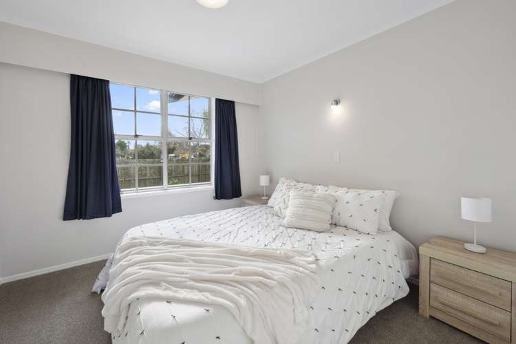 1 Milton Grove Owhata_9