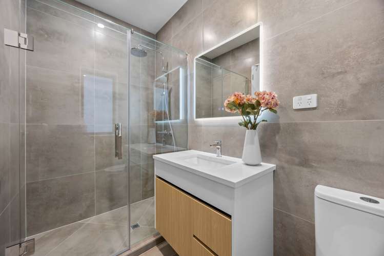 24 Furlough Road Opaheke_19