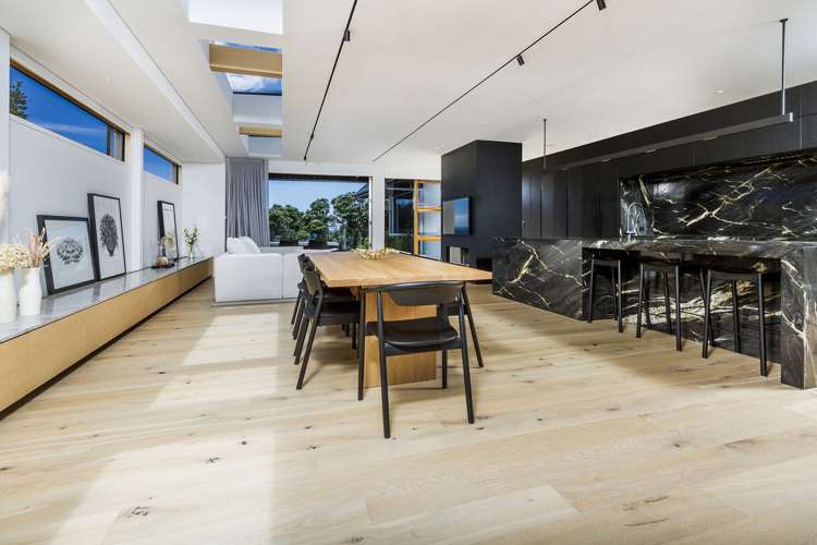 21 Whitby Crescent Mairangi Bay_8