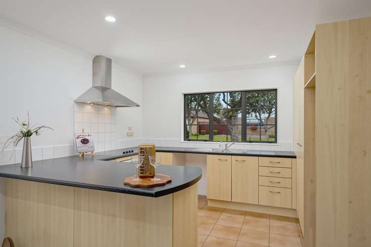 32 Espalier Drive Henderson_7