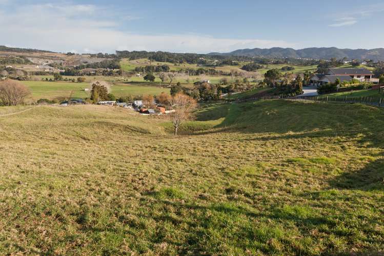 381 State Highway 1 Otaika_19