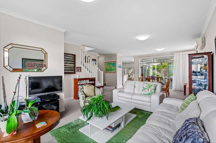 61 Panorama Heights Orewa_12