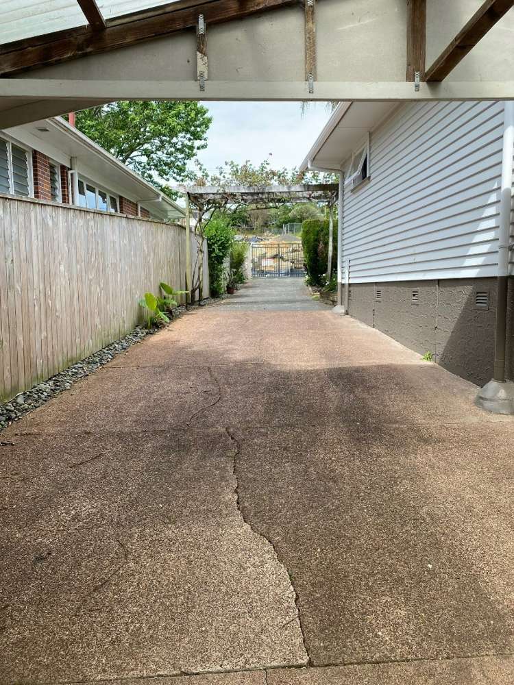 50 Sylvan Crescent Te Atatu South_17