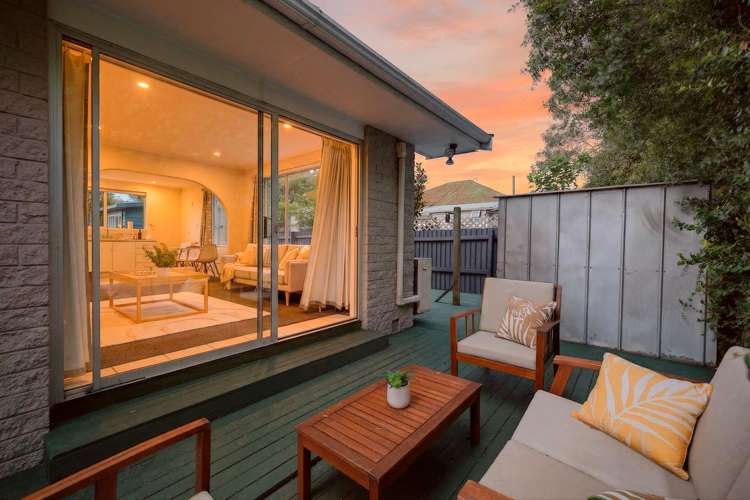 1/565a Ferry Road Woolston_0