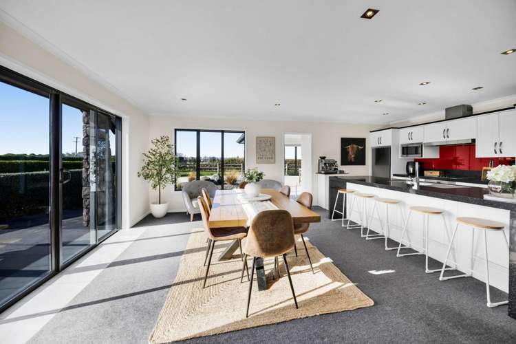105 Mawhitiwhiti Road Normanby_3