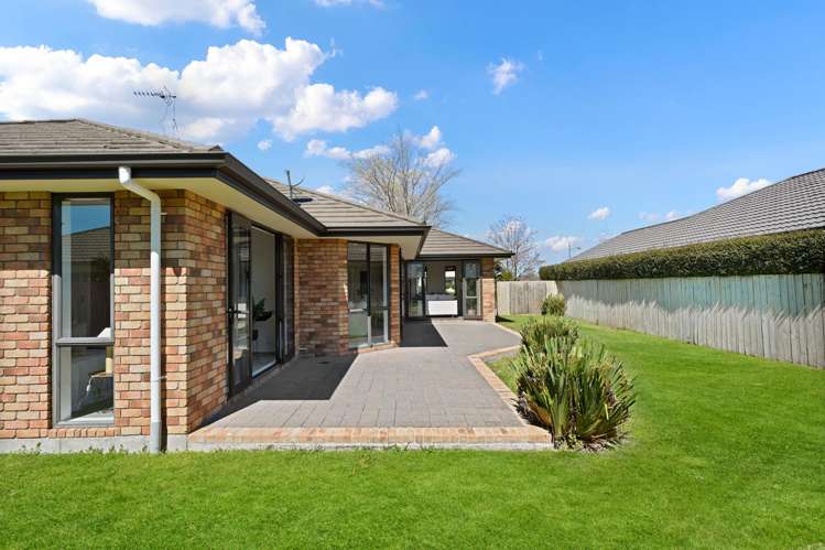 44 Wiltshire Drive Huntington_27