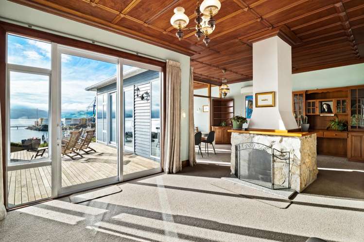 64 Harbour Terrace Careys Bay_19