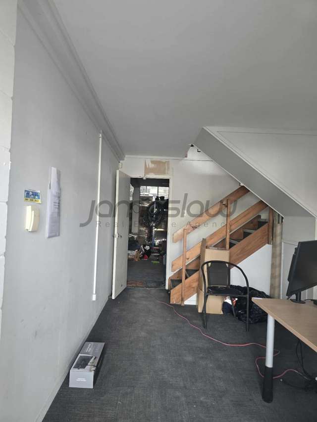 5/7-9 Marken Place Wairau Valley_2