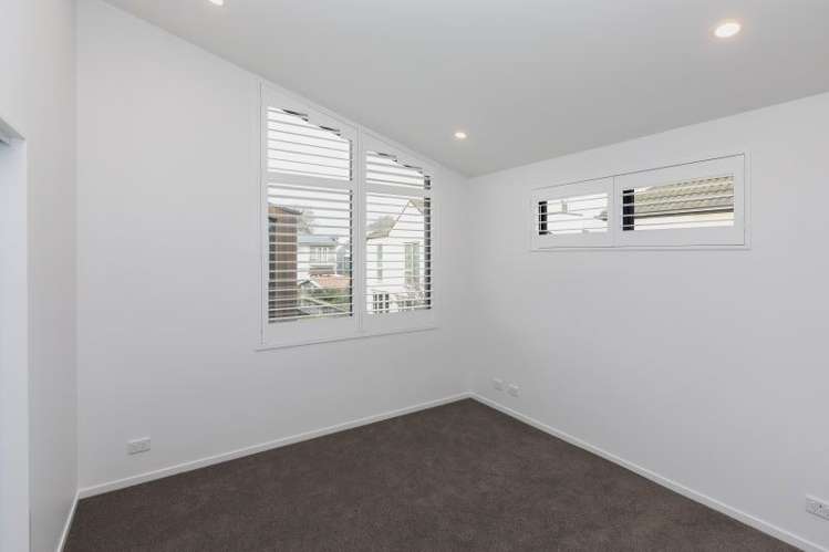 4/126 Rugby Street Merivale_8