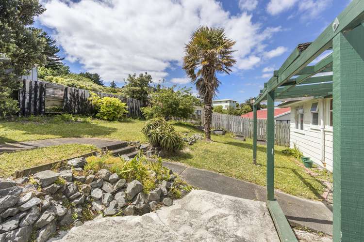 4 Omapere Street Waitangirua_6