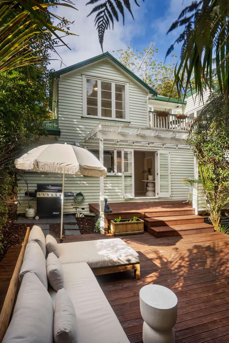 29 Hollywood Avenue Titirangi_20