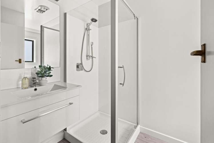 9 Busby Hill Havelock North_18