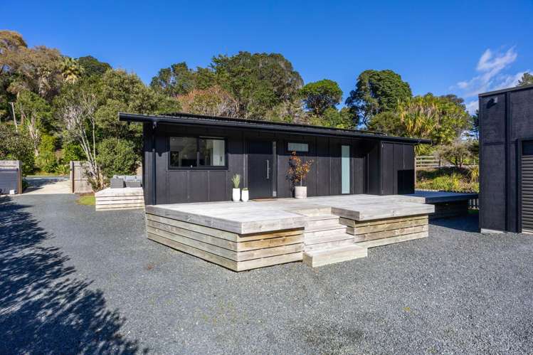 412 Leigh Road Whangateau_18