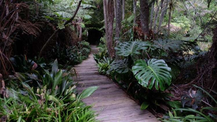 95 Barrett Road Riverhead_14