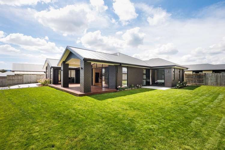 27 Coutts Way Fitzherbert_22