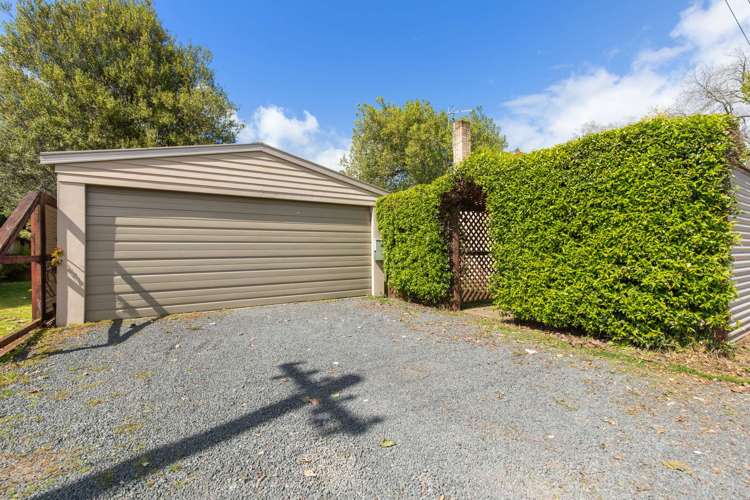 198 Grey Street Hamilton East_12