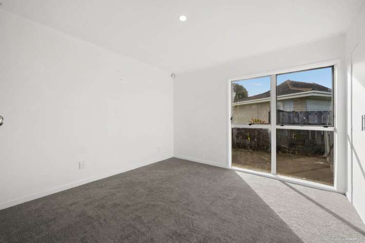 68 Chelburn Crescent Mangere East_10