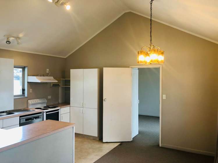 2/112 Carrington Road Mt Albert_3