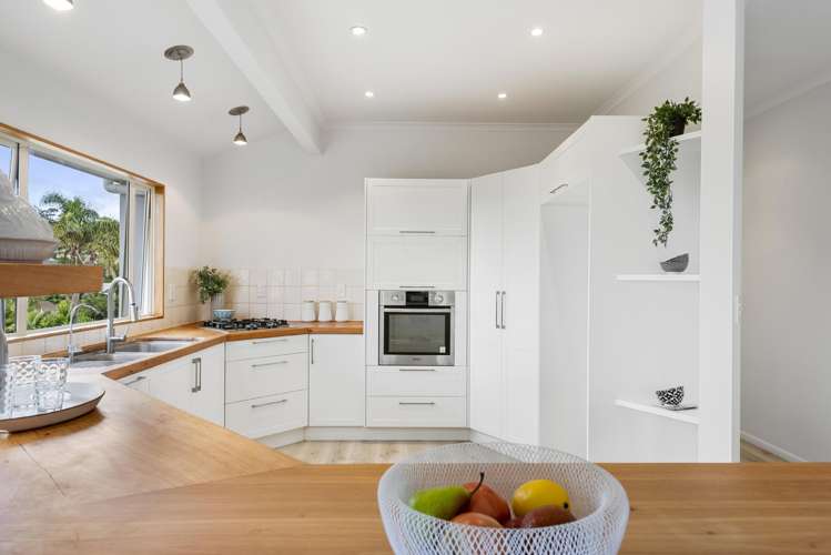 71 William Bayes Place Red Beach_13