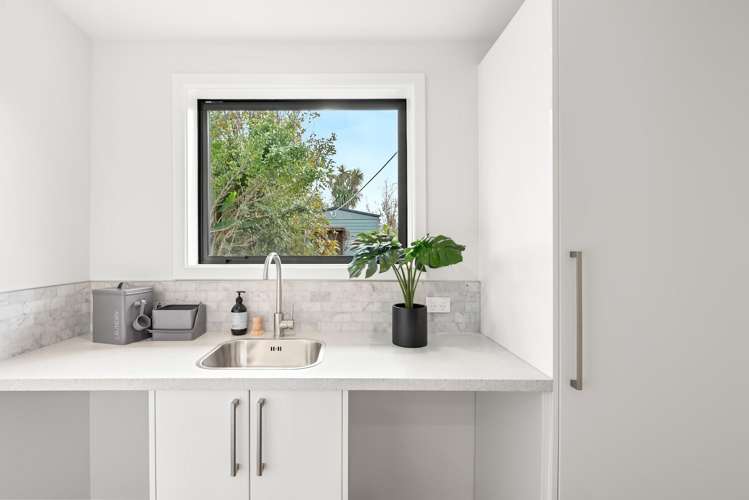 3 Heath Grove Waiwhetu_11