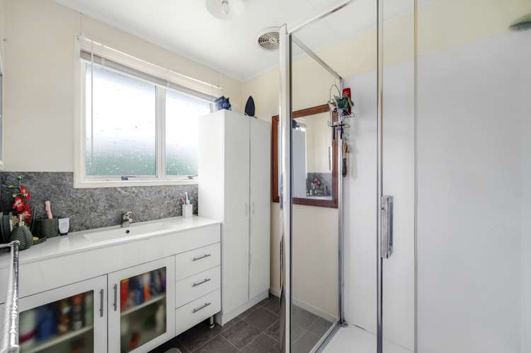 14 Jade Place Pukehangi_13