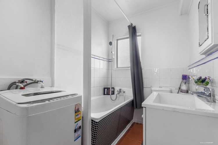 1/6 Eden View Road Sandringham_5