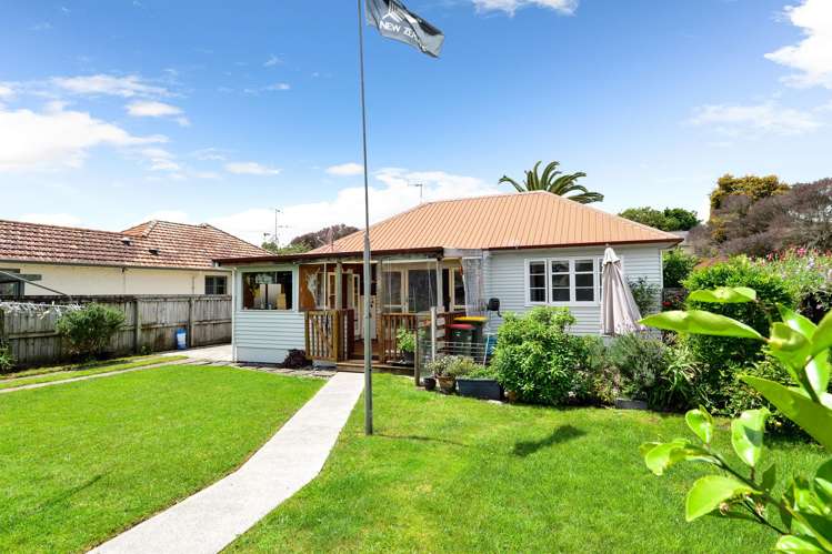 21 Galway Avenue Hamilton East_9