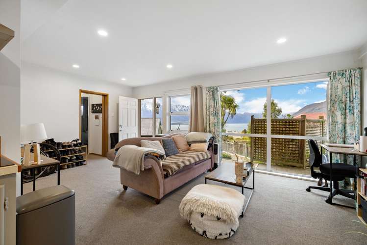 32 Avalon Crescent Fernhill/Sunshine Bay_16