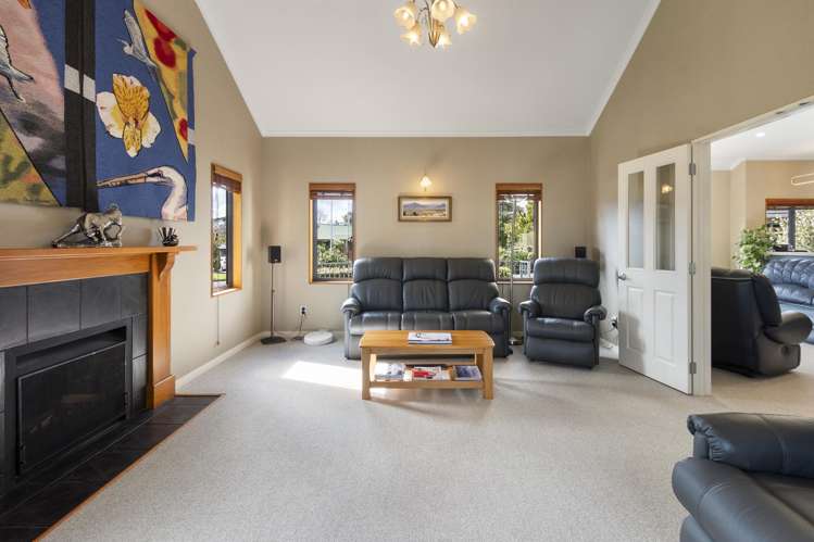33 Cashmere Drive Fitzherbert_10