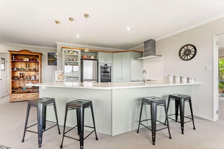 89 Athol Place Algies Bay_11