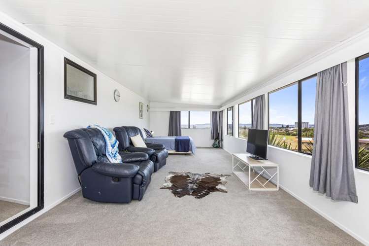 1 Orewa Heights Crescent Orewa_15