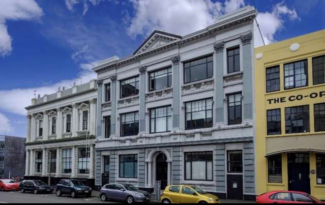 Stylish 2bdrm fully furnished apartment