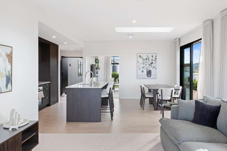 Meadows Drive Clevedon_1