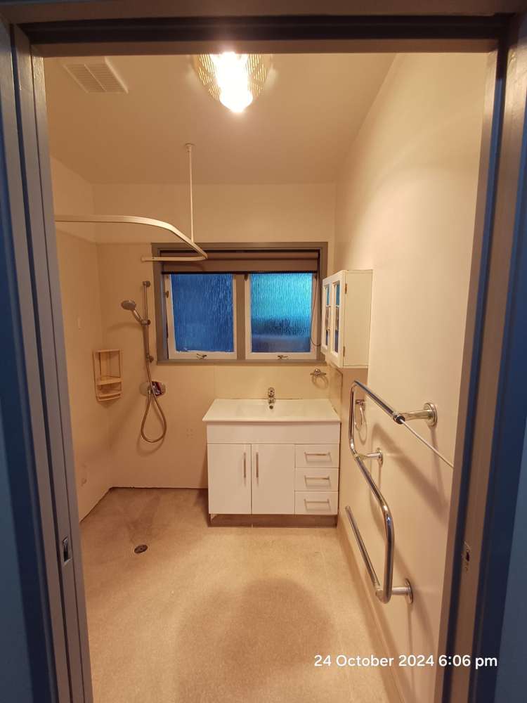 27 Eaton Road Hillsborough_18