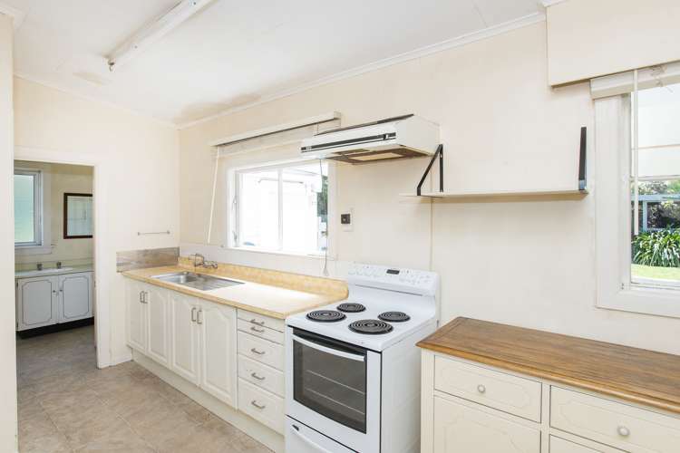 144 Rutene Road Kaiti_3