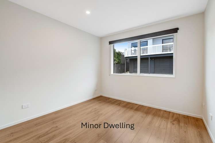 47 Amorino Drive Red Beach_42