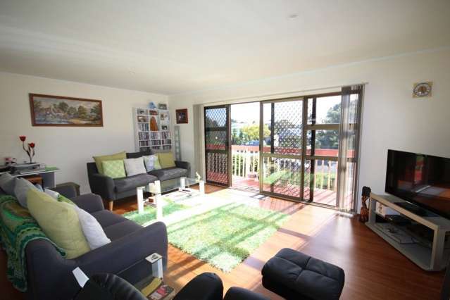 9 Shearwater Street One Tree Point_2