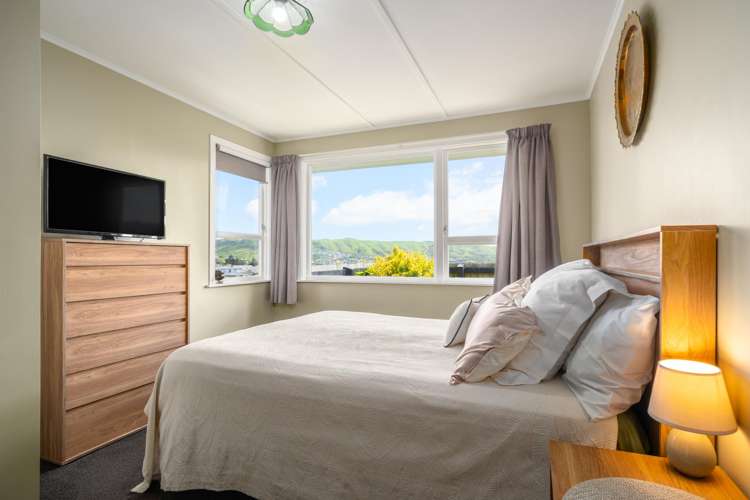 11 Pauline Way Paparangi_9