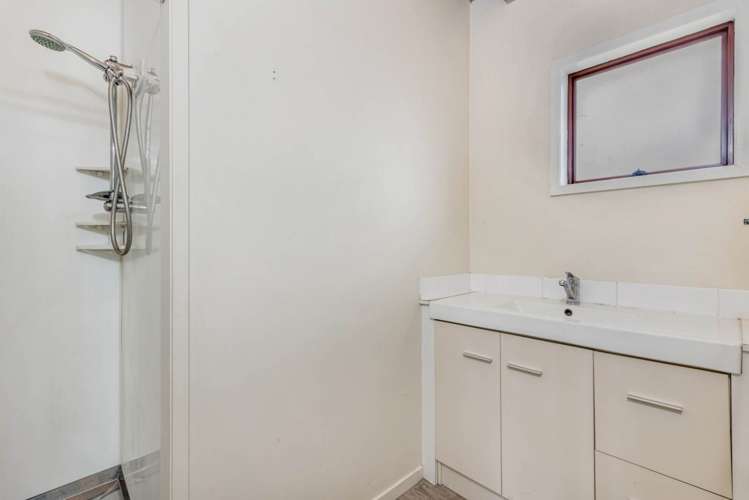 10 James Road Manurewa_9