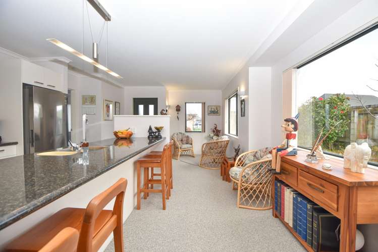 27/55 Armstrong Avenue Carterton_4