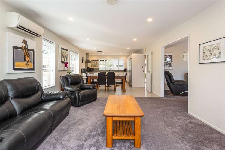 7 Len Hale Place Parklands_10