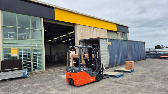 Unit 3/5 Cowley Place Rosedale_1