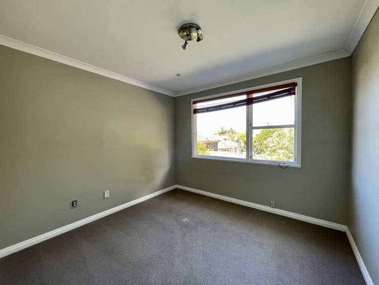29 Marina Road Torbay_11