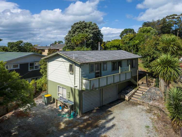 5 Maori Hut Road Red Beach_11